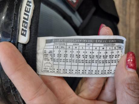 Hokejová výstroj, bauer,s