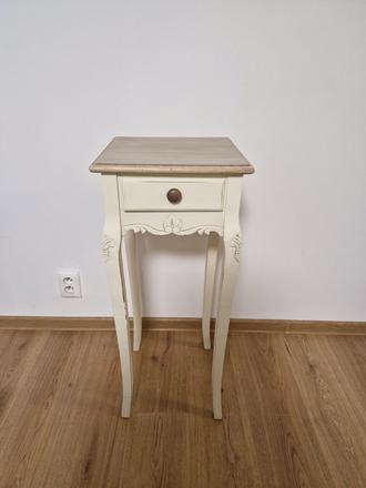 Vintage stolik,