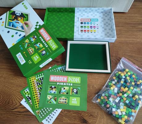 Drevená mozaika 400ks - dva druhy, top stav,