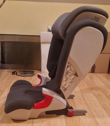 Autosedačka, britax