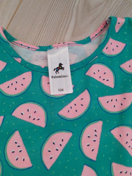 Melónikové šaty, palomino,104