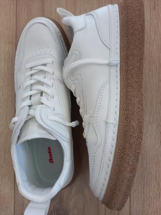 Unisex biele tenisky, baťa,37