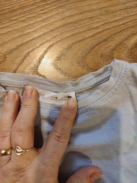 Krásne tričko s volanmi, zara,128