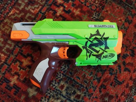 Nerf zombiestrike sidestrike, 