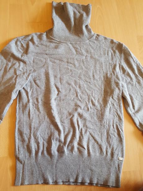 Sivy rolak, street one,m