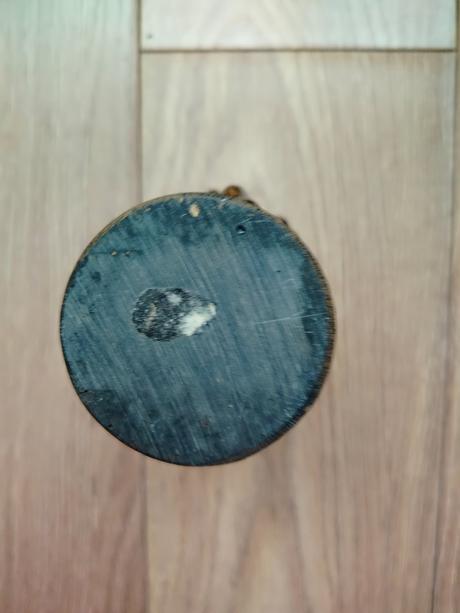 Starožitná bronzová váza, 