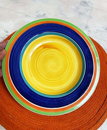 Glazúrovaná farebná misa, 