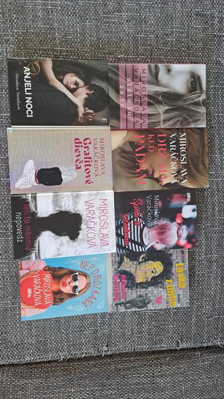 Dievčenské a detské knihy,