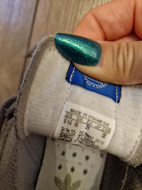 Adidas tenisky, adidas,21