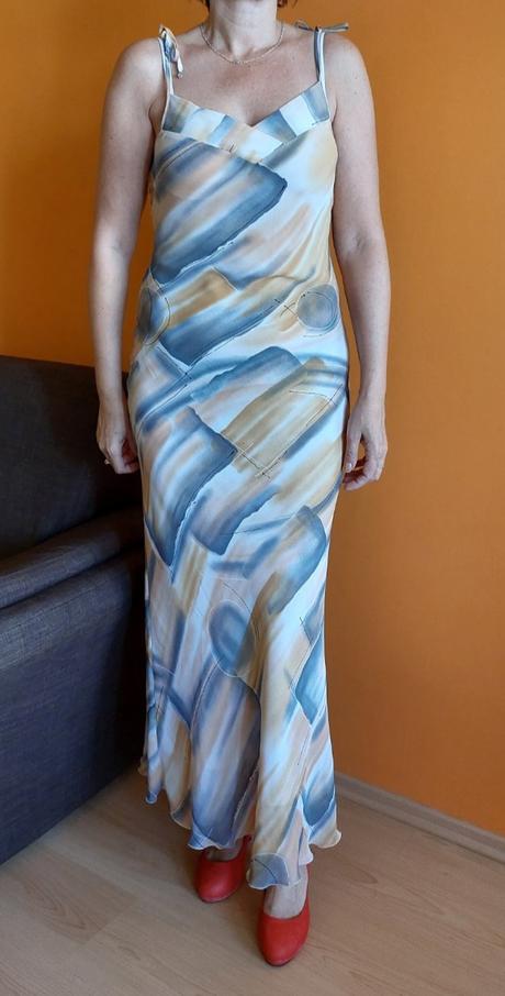 Spoločenské šaty s bolerom, 38