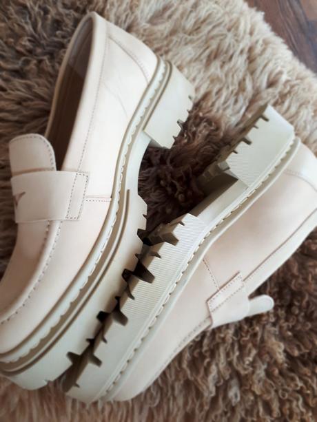 Kožené poltopanky bullboxer vel 41/42, 41