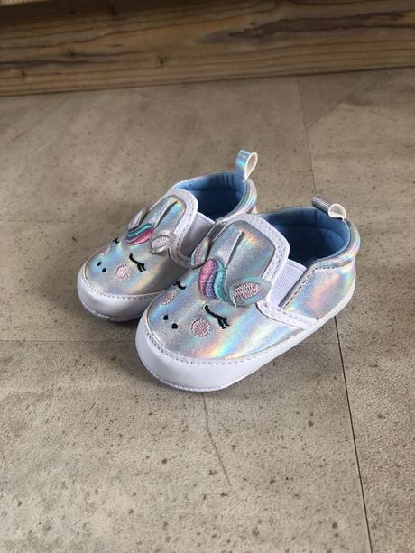 Capačky, vd 11cm, nove, primark,<17