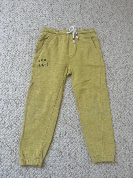 Teplaky reserved, reserved,104