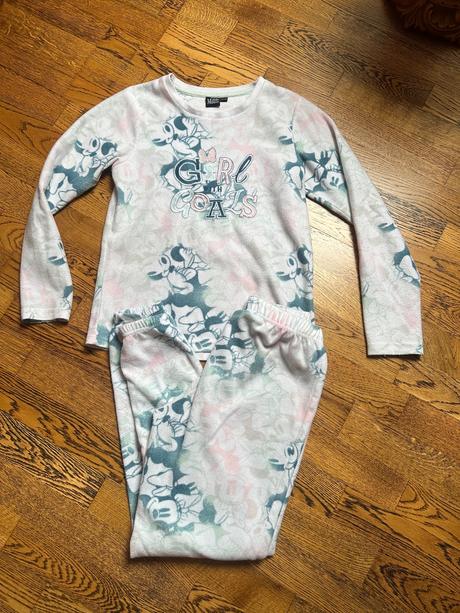 Pyzamo teple, disney,146