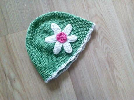 Hačkovaná čiapočka, 104