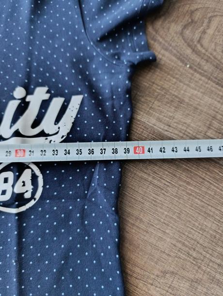 Tričko, authority,s