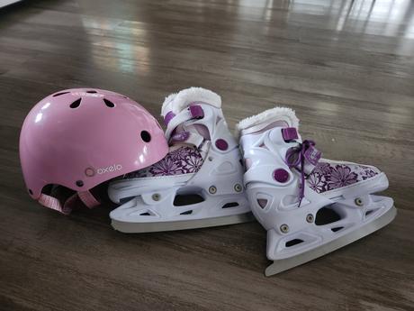 Kvetinkové korčule na ľad s prilbou, 33