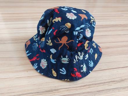 Klobúčik na leto, 80