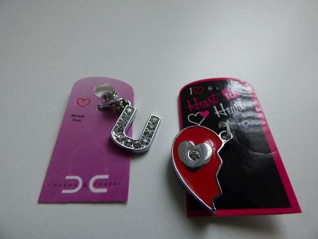 Dievčenské prívesky,