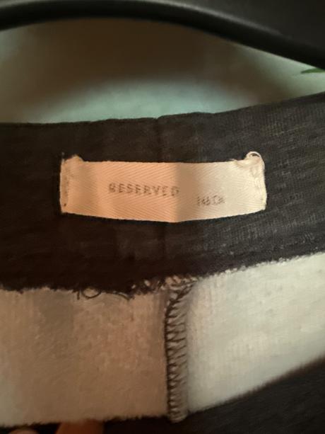 Hrubé legíny reserved, reserved,146