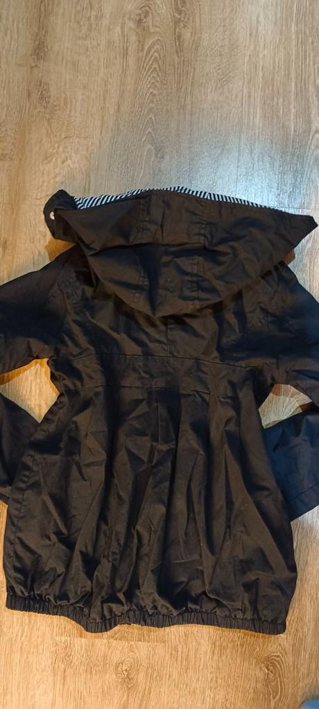 Prechodná bunda, zn.benetton,veľ.7-8rokov,130, benetton,128