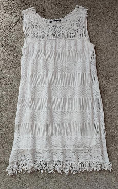 Letné šaty krajkového vzhľadu, zara,m