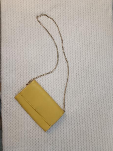 Žltá kabelka,