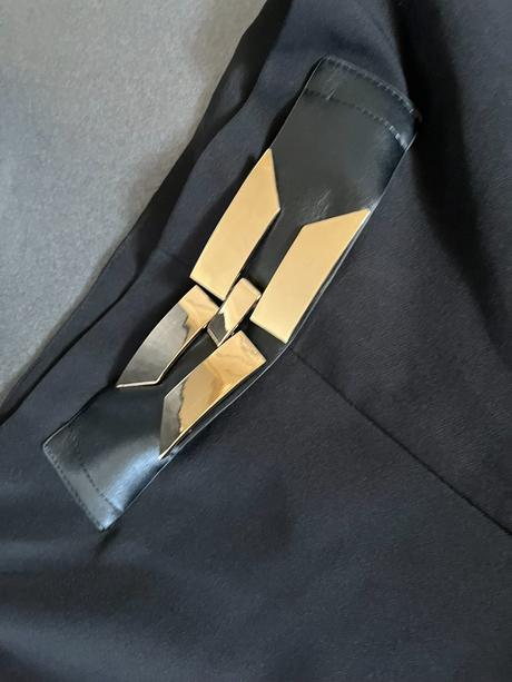 Nohavice s vysokým pásom, m