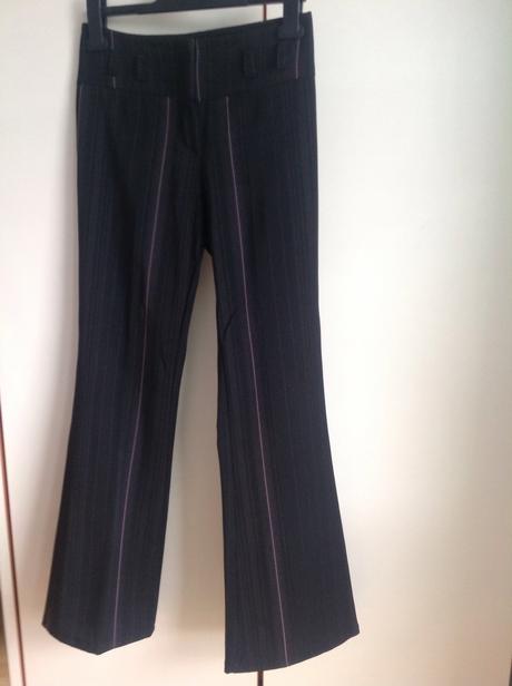 Dámske spoločenské nohavice , 36