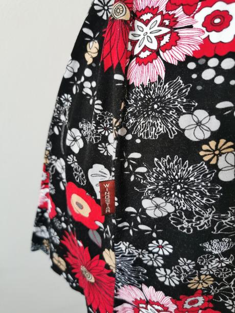 Tehotenské tričko s kvetinovým vzorom čierna / čer, m