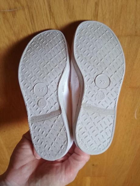 Cvičky (jarmilky) č. 27, 27