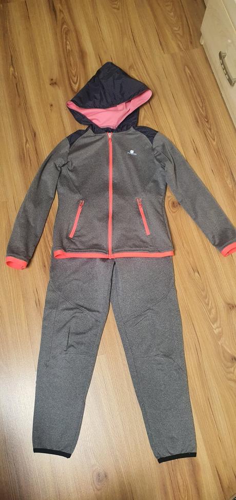 Sportova teplákoch súprava, decathlon,134