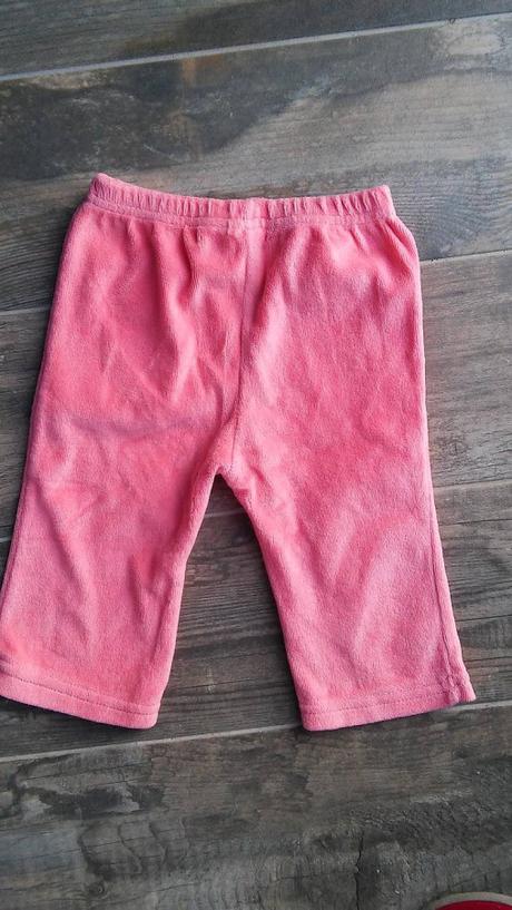 Tepláčiky s aplikáciou, 68