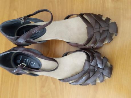 Kozene raz obute  par x, 36