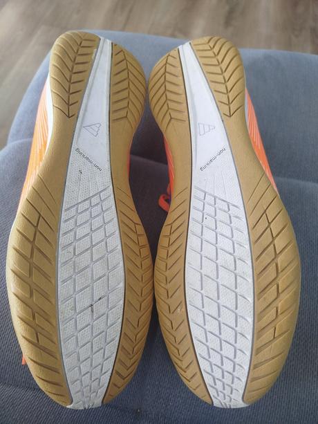 Predám halovky, adidas,42