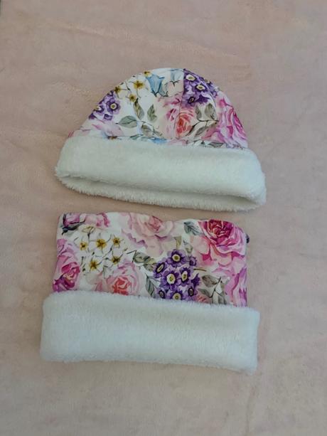 Ciapka a nákrčník, 104