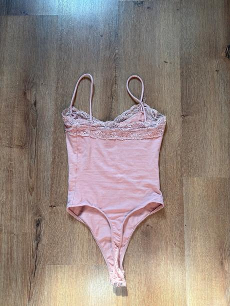 Čipkované body bershka, bershka,xs