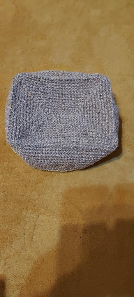 Hačkovaný košík, 