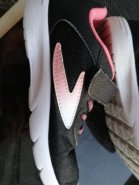 Ľahučké tenisky, graceland,31