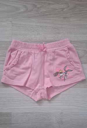 Kraťase dievčatko, 104