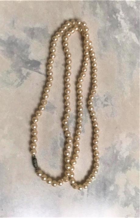 Perlový náhrdelník,