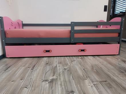 Dievčenská posteľ, šírka (cm): 90,dĺžka (cm): 200