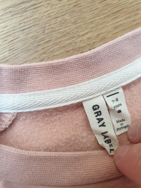 Gray label šatky, 122