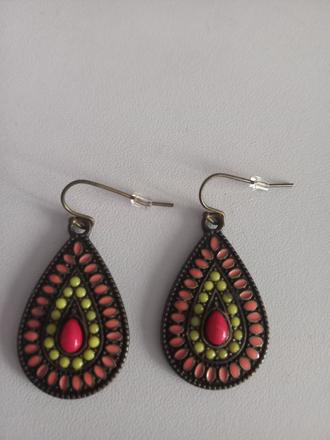 Náušnice pestrofarebné,