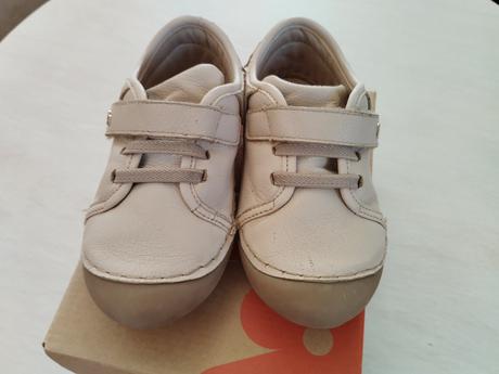 Dievčenské topánky, 25