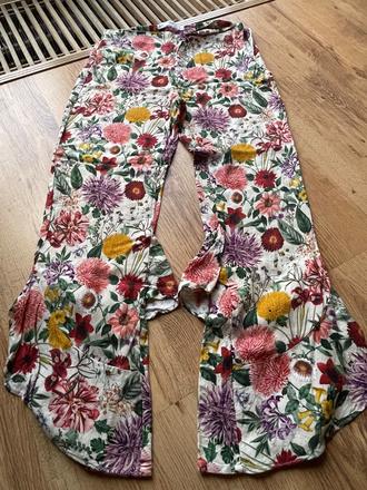 Kvetované hippie zvoňáky, mango,s