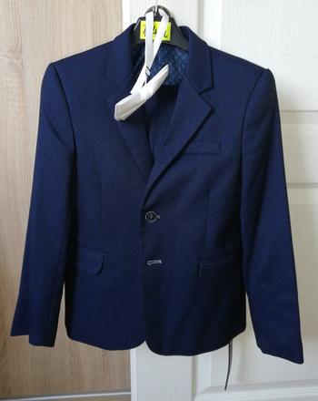 Oblek chlapčenský, 140