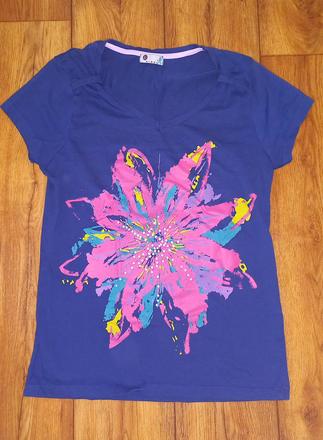 Krásne tričko s kvetom m/l top stav, l