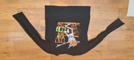 Chlapcenske tricko, chapter young,170