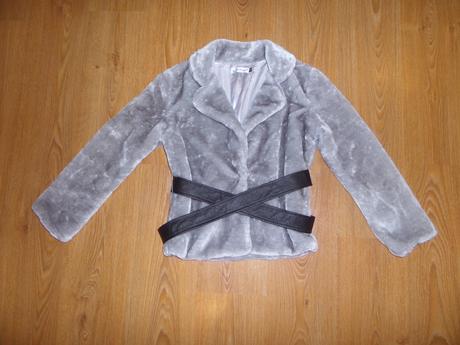 Sivý umelý kožuch, s